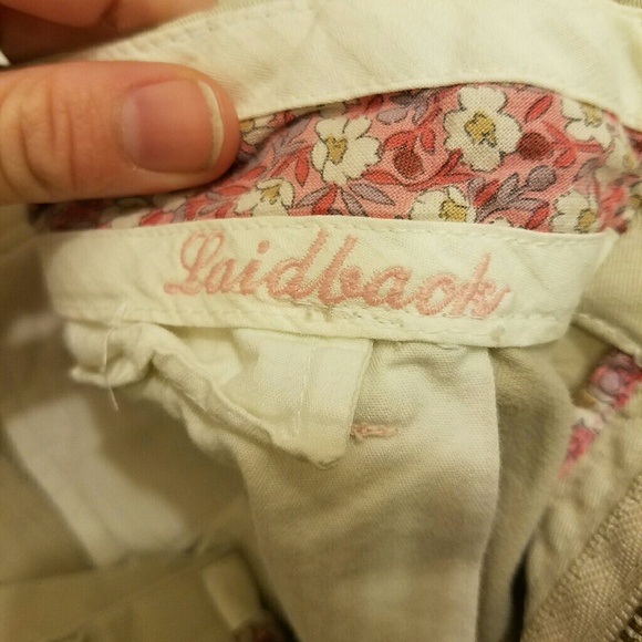 AEO Laidback Khaki Pants - Picture 7 of 7